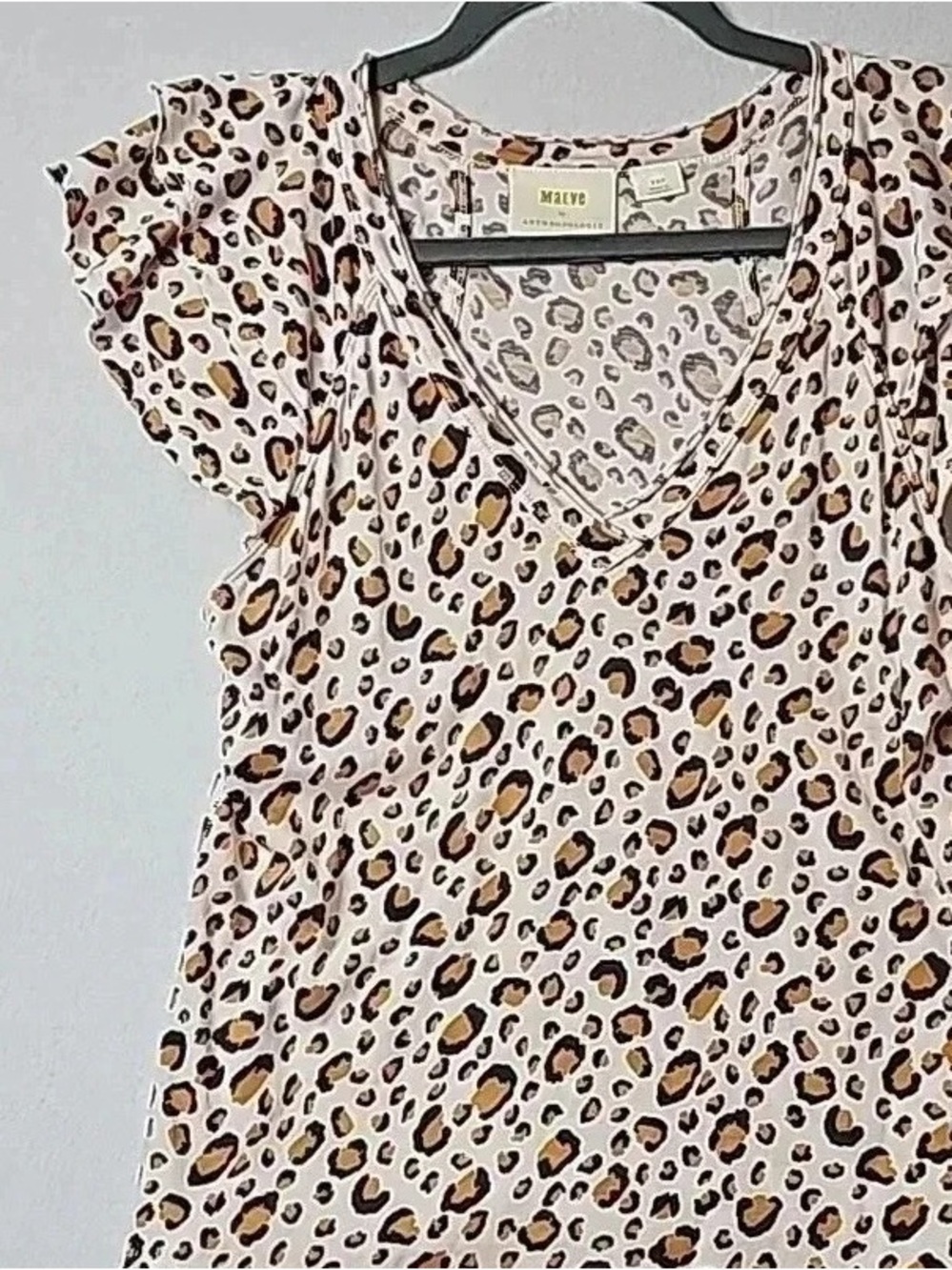 Maeve Cream Leopard-Print V-Neck Flutter Sleeve Tee